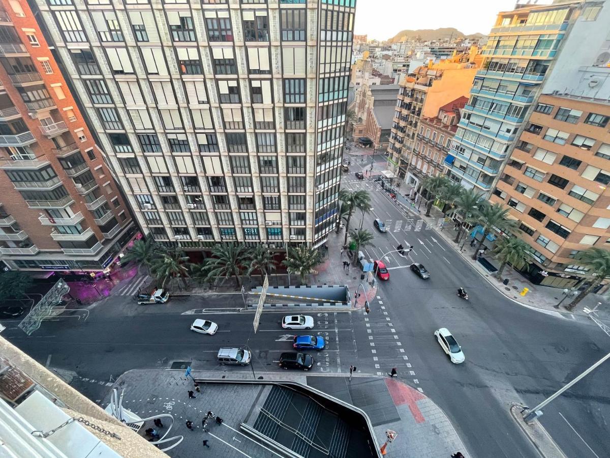 Amplio Apartamento En Pleno Corazon De Αλικάντε Εξωτερικό φωτογραφία